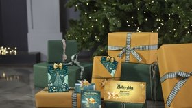 O vánočních tradicích: Jaký mají původ nejoblíbenější dárkové losy?