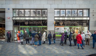ODEMČENO: Sberbank blokuje investice, trh s byty chladne, do Česka vstoupí nová sázkovka