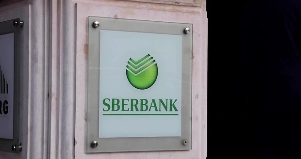 Ruská Sberbank brzdí výplaty náhrad v Česku. Garančnímu fondu nedodala podklady