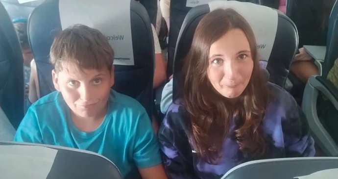 Josef a Karolína přišli o rodiče při tragické střelbě.