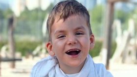 Čtyřletý Jiřík trpí neodhalenou nemocí, která zpomaluje jeho vývoj.