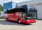 Třinecké hokejisty vozí luxusní autobus Van Hool Altano 