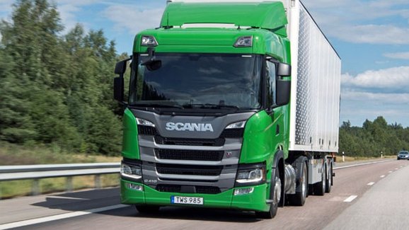 Scania se podílí na rozšiřování vozidel s pohonem na LNG