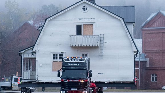 Scania si poradí i s transportem domů (+video)