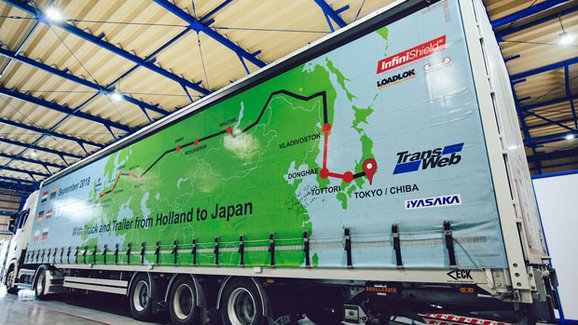 Scania S 410: Po vlastní ose z Nizozemska do Japonska 