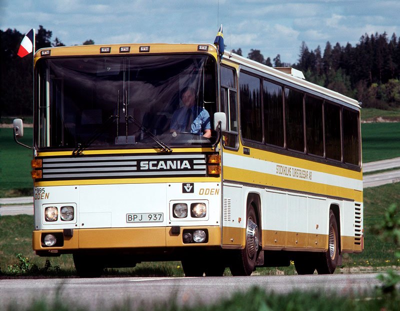 Osmiválec našel uplatnění také v autobusu CR 145 z roku 1975