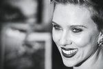 Scarlett Johansson v Paříži otevře vlastní obchod s popcornem, kde bude i obsluhovat.