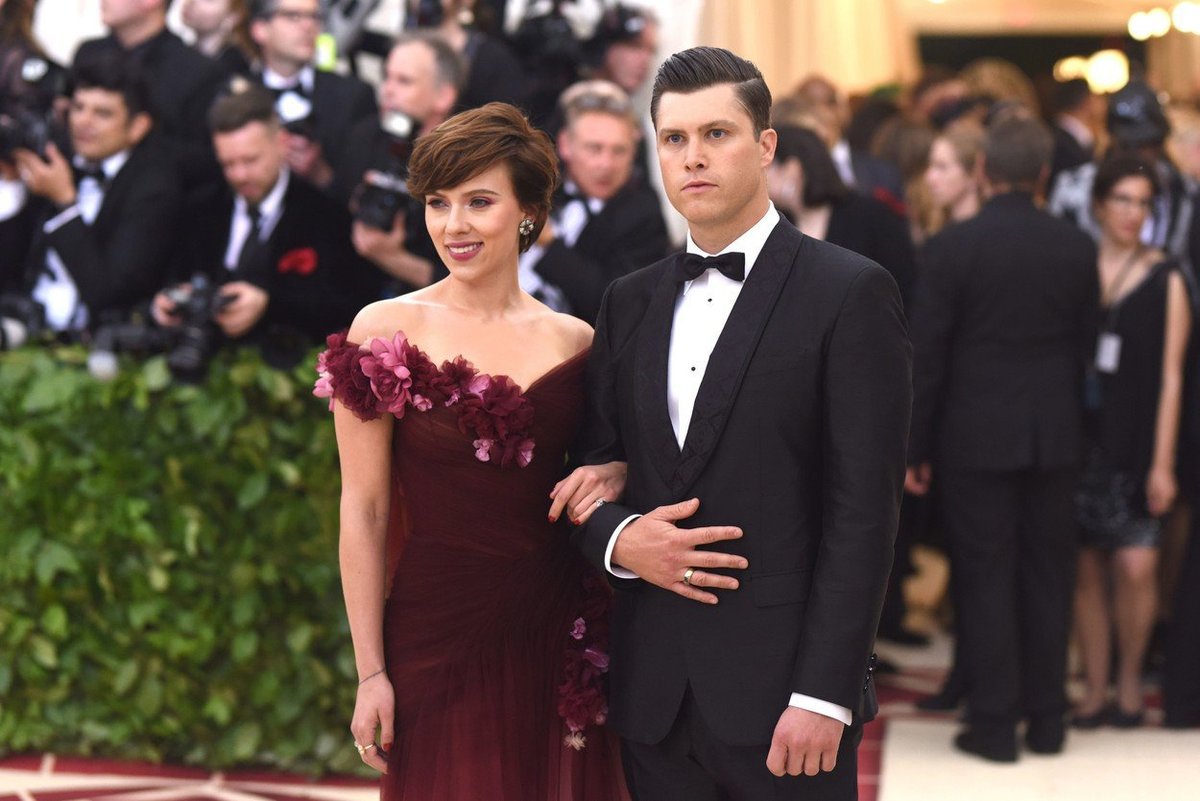 Scarlett Johnansson a její snoubenec, komik Colin Jost