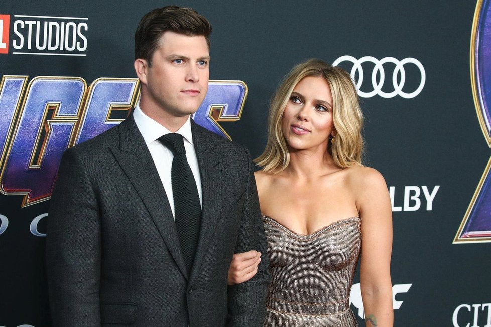 Scarlett Johnansson a její snoubenec, komik Colin Jost