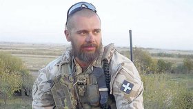 Jiří "Regi" Schams byl těžce zraněn v roce 2008 při vojenské misi v Afghánistánu