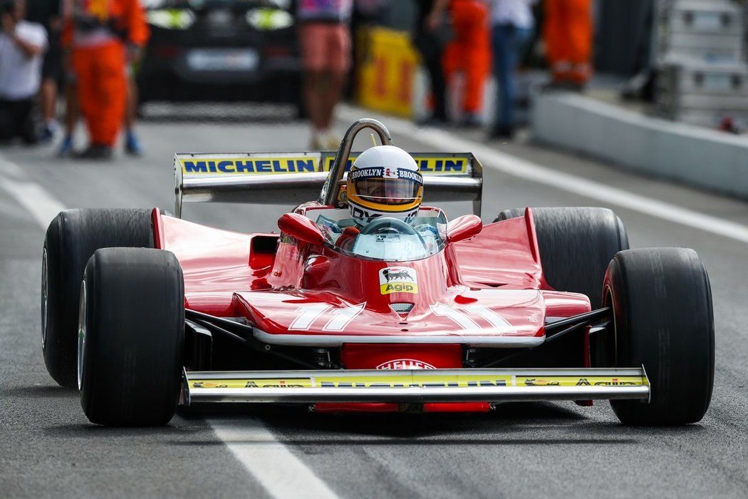 Někdejší šampion formule 1 Jody Scheckter oparnoval seriál mistrovství světa v roce 1979