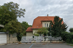 Schieszlově vile na úpatí Petřína hrozí demolice, nahradit by ji měl 5patrový dům pouze s jedním bytem