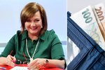 Podnikatelské odbory vyzvaly ministryni financí Alenu Schillerovou kvůli tučným odměnám pro náměstky k rezignaci.