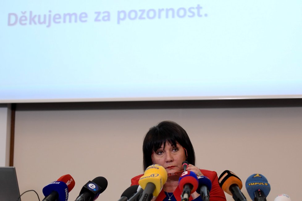 Ministryně financí Alena Schillerová vystoupila v Praze na tiskové konferenci k výsledkům státního rozpočtu za rok 2018 (3. 1. 2019)