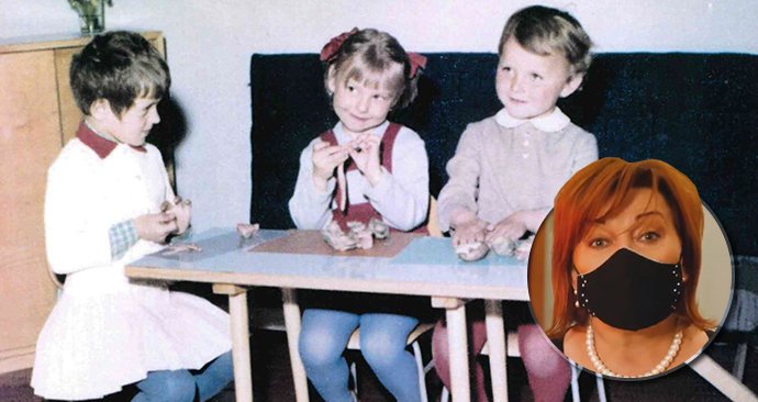 Malá Alena Schillerová zhruba v roce 1967 při vánoční besídce v mateřské škole. Na Vánoce se svého dětství zavzpomínala vicepremiérka pro Blesk Zprávy