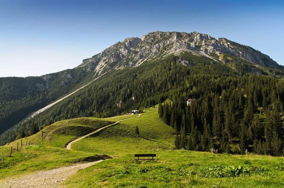 Nejvyšší hora Dolního Rakouska Schneeberg (2076 m.n.m.)