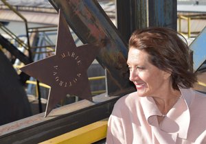Zpěvačka Marie Rottrová (77) získala na schodišti slávy první hvězdu.