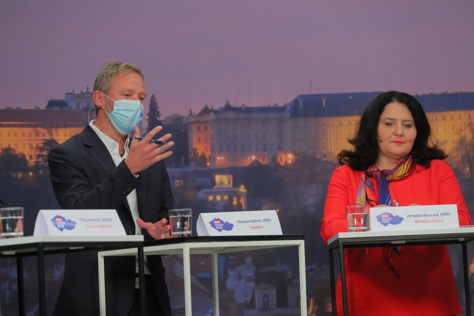 Debata Blesku o penzích a sociálních službách (29. 9. 2020): Zleva Vítězslav Schrek (ODS) a Jaroslava Němcová (ANO)