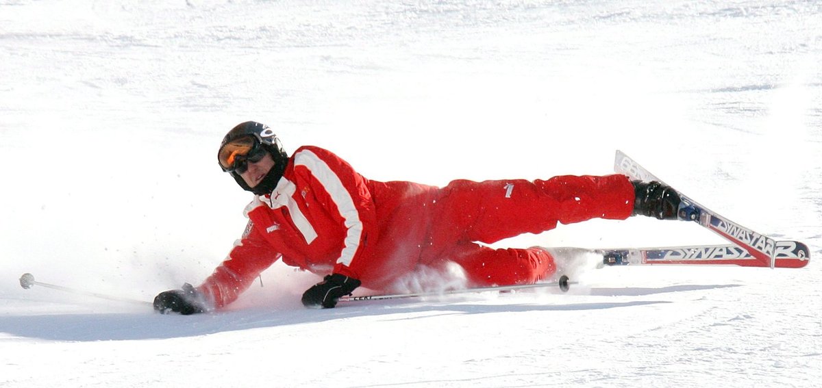 Michael Schumacher už spadl na lyžích několikrát. Takto v roce 2006.