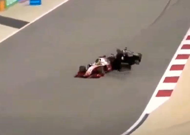 Mick Schumacher o tátovi často nemluví. Stejně jako celá rodina... 