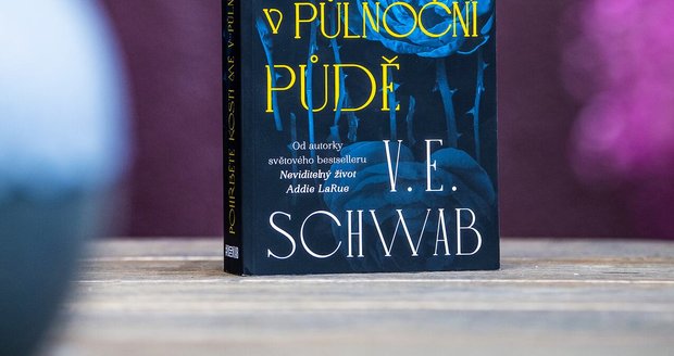 V. E. Schwab v Praze: „Praha je tolik věcí najednou“ V. E. Schwab v Praze: „Praha je tolik věcí najednou“
