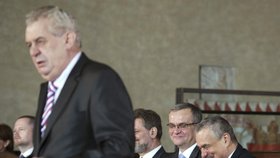 Zábavná momentka z inaugurace prezidenta Miloše Zemana