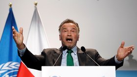 Arnold Schwarzenegger na konferenci o klimatických změnách v Polsku (3. 12. 2018)