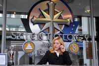 Ve Francii soudí scientology, církvi hrozí zákaz