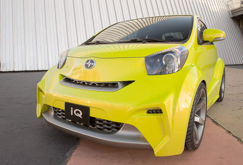 Toyota iQ