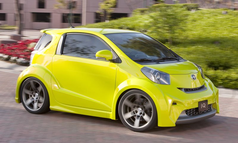 Toyota iQ