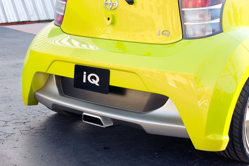 Toyota iQ