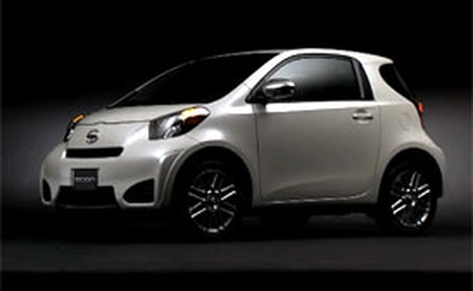 Video: Scion iQ – Nejmenší Toyota pro USA