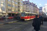 V Praze probíhá velké sčítání cestujících v tramvajích po srpnové revoluci v dopravě.