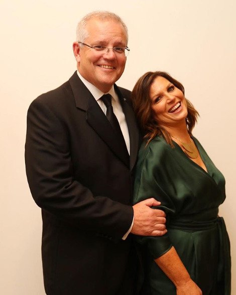 Australský premiér Morrison se na instagramu rád chlubí svou rodinou.