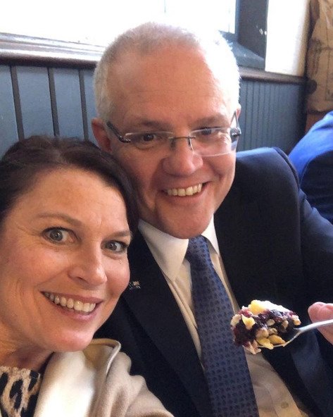 Australský premiér Morrison se na instagramu rád chlubí svou rodinou.