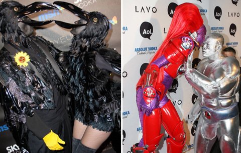 Seal a Heidi Klum: Halloweenské kostýmy z let 2009 a 2010. Na těchhle fotkách byste slavný hollywoodský pár opravdu nepoznali