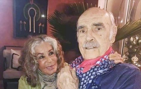 Poslední foto před smrtí: S manželskou Micheline strávil Sean Connery krásných 45 roků.