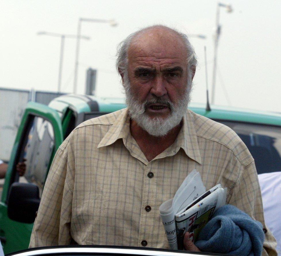 Sean Connery v Česku natáčel svůj poslední film, zašel na fotbal a zahrál si golf