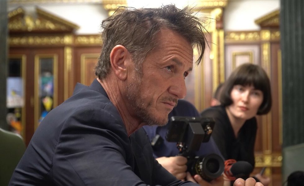 Sean Penn na Ukrajině navštívil Volodymyra Zelenského.