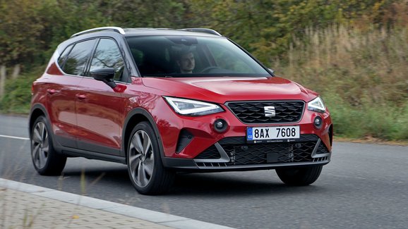 TEST Seat Arona 1.5 TSI (110 kW) – Konečně má šmrnc