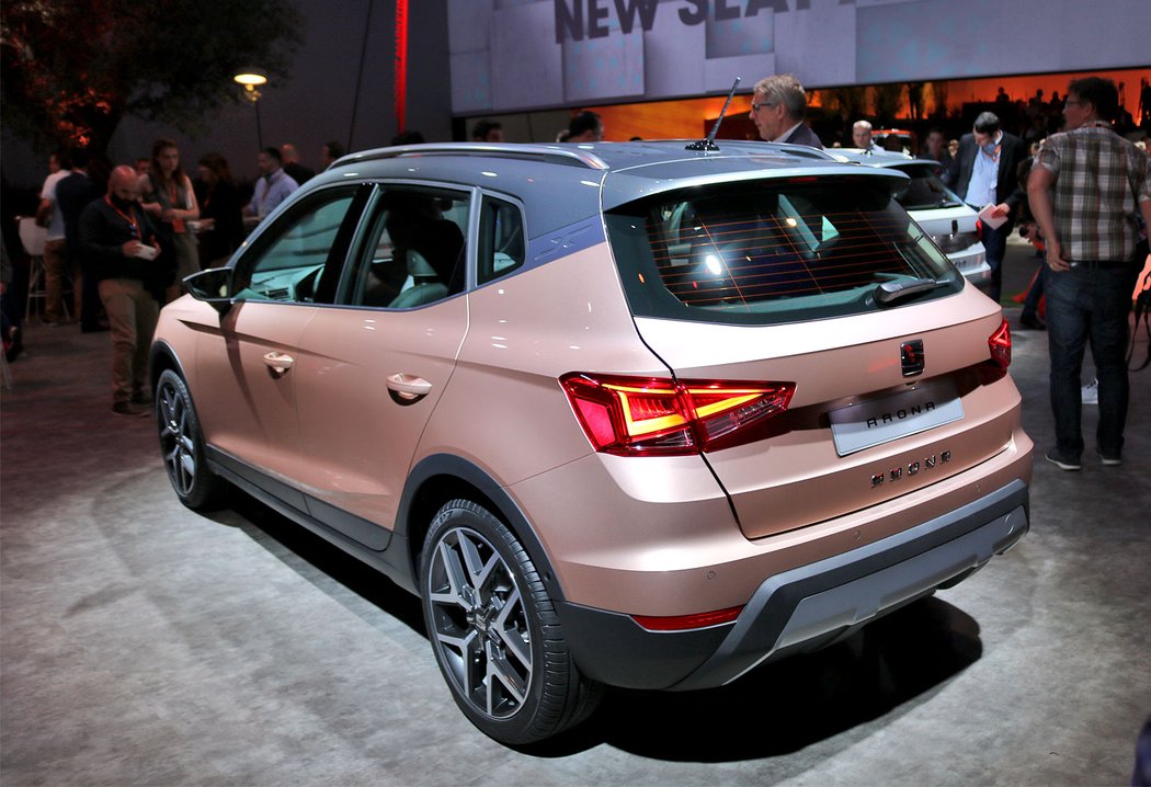 Seat Arona