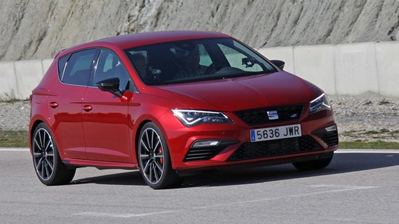 Poprvé za volantem Seatu Leon Cupra 300. Golf R má problém!