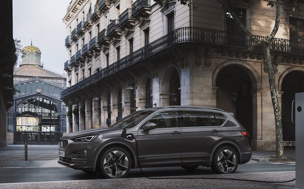 Seat Tarraco FR-PHEV Concept