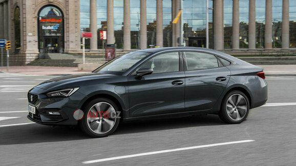 Ikona devadesátek pro moderní éru: Jak by dnes vypadal Seat Toledo? Zatopil by nejen Octavii