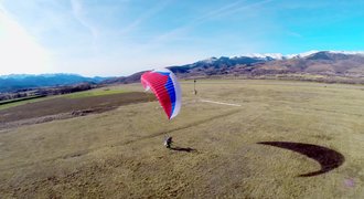 Na cestě za adrenalinovými zážitky ve Španělsku: motorový paragliding v Andoře