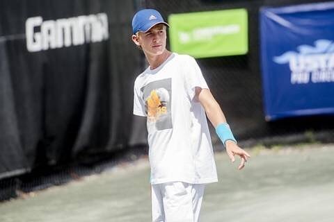 Sebastian Korda si letošní narozeniny moc neužil. Ve výjimečný den ho v prvním kole Wimbledonu vyřadil český tenista Jiří Veselý