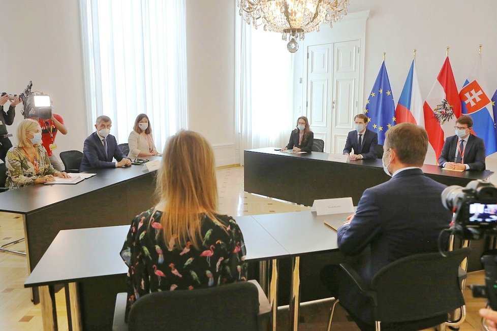 Premiér Andrej Babiš (ANO) ve Vídni jednal s kolegy Sebastianem Kurzem a Igorem Matovičem. (9.9.2020)