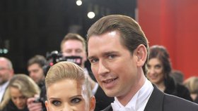 Rakouský premiér Sebastian Kurz a jeho přítelkyně Susanne Thierová
