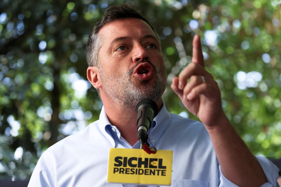 Kandidát na chillského prezidenta Sebastián Sichel