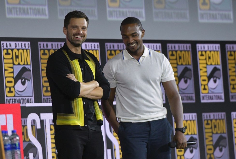 Sebastian Stan a Anthony Mackie na Comic Conu